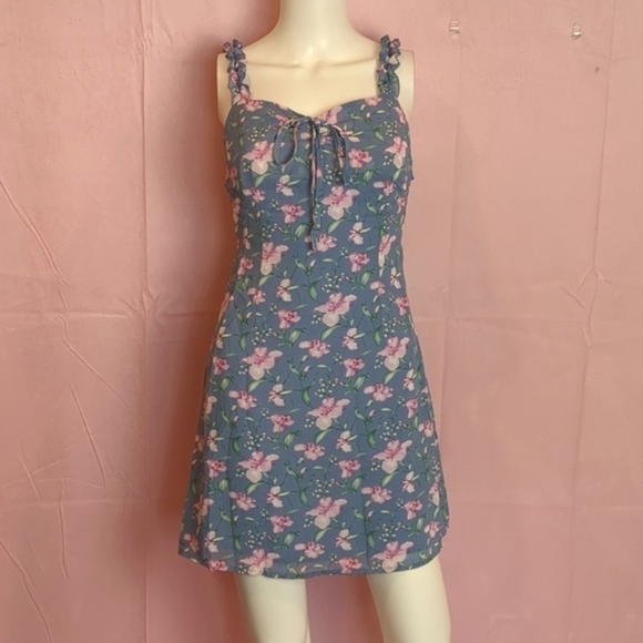 Nasty Gal Blue and Pink Floral Frill Straps Mini Dress size 0 - Picture 1 of 6